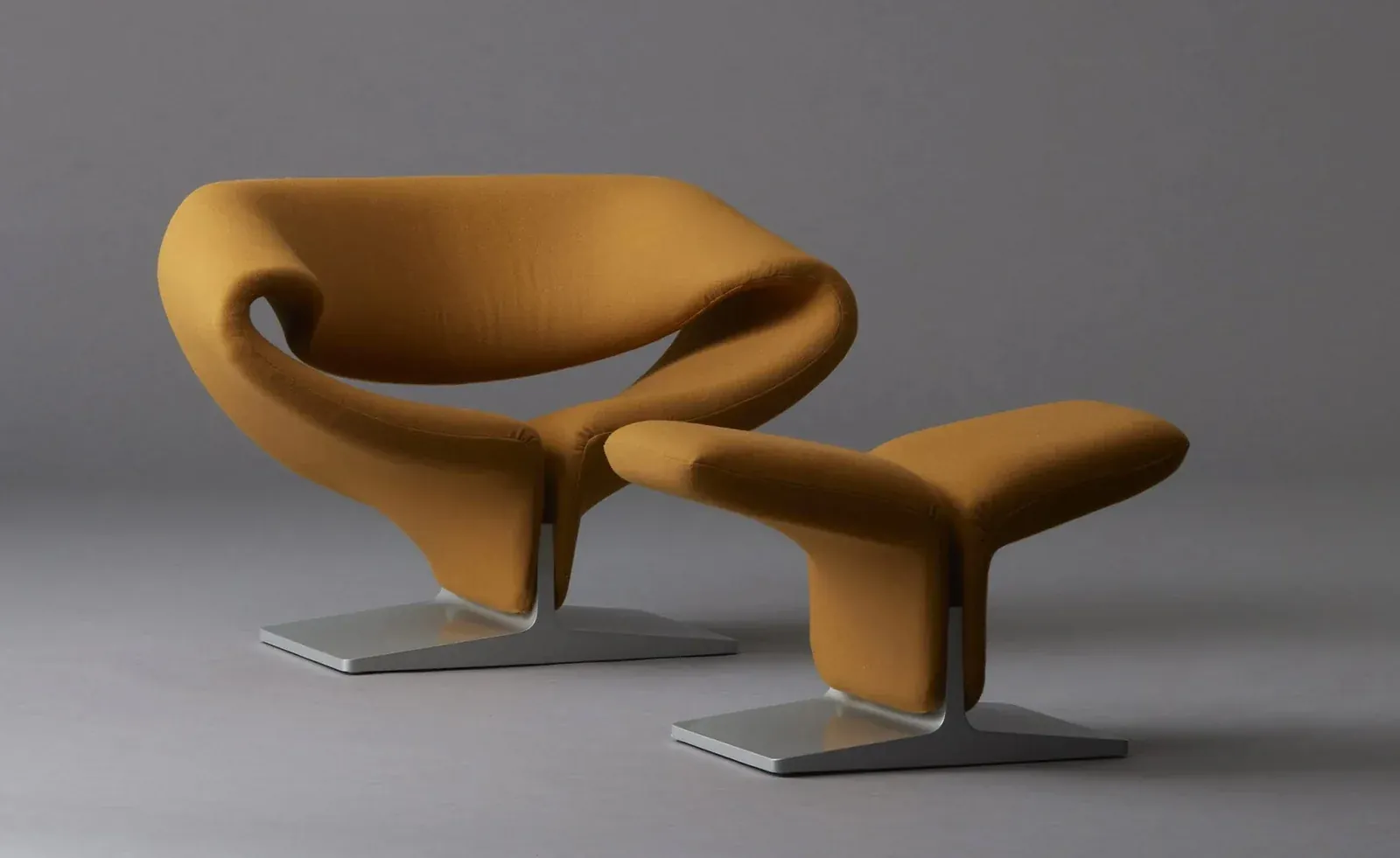 Ribbon Armchair Fabric In Context By Artifort 20 For Donzelli