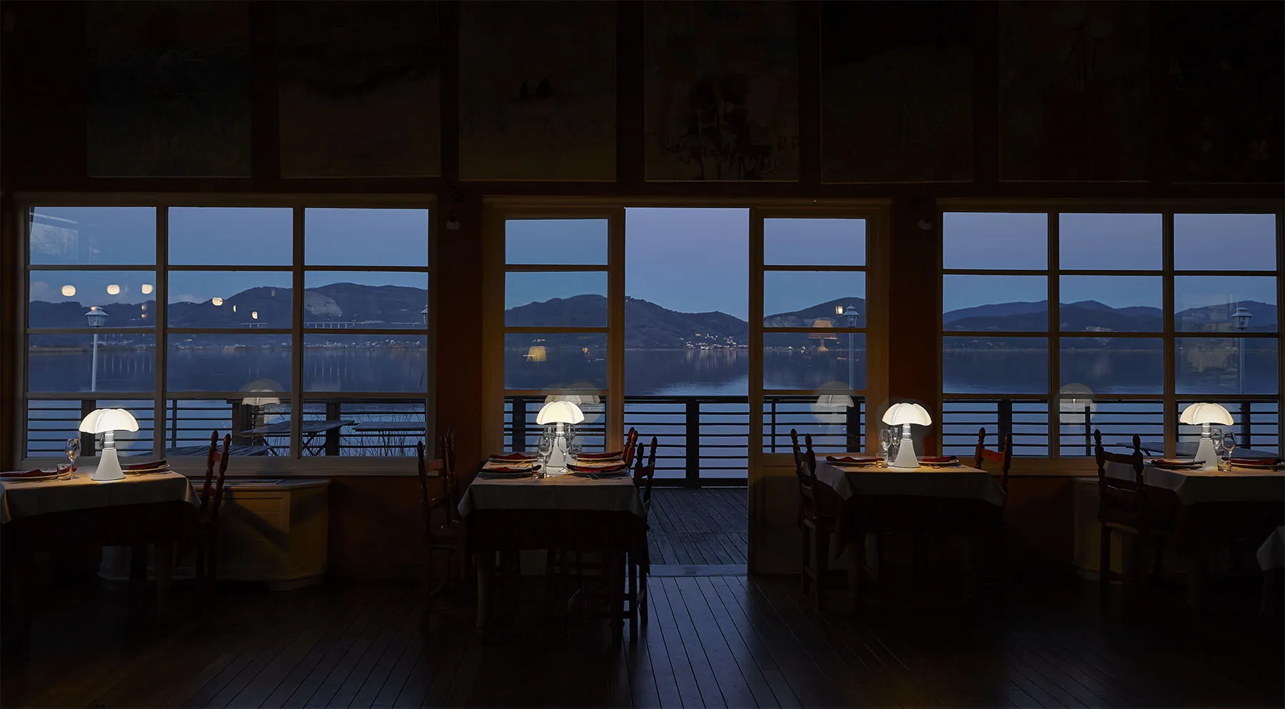 pipistrello lamp by martinelli luce in restorant 19 for donzelli