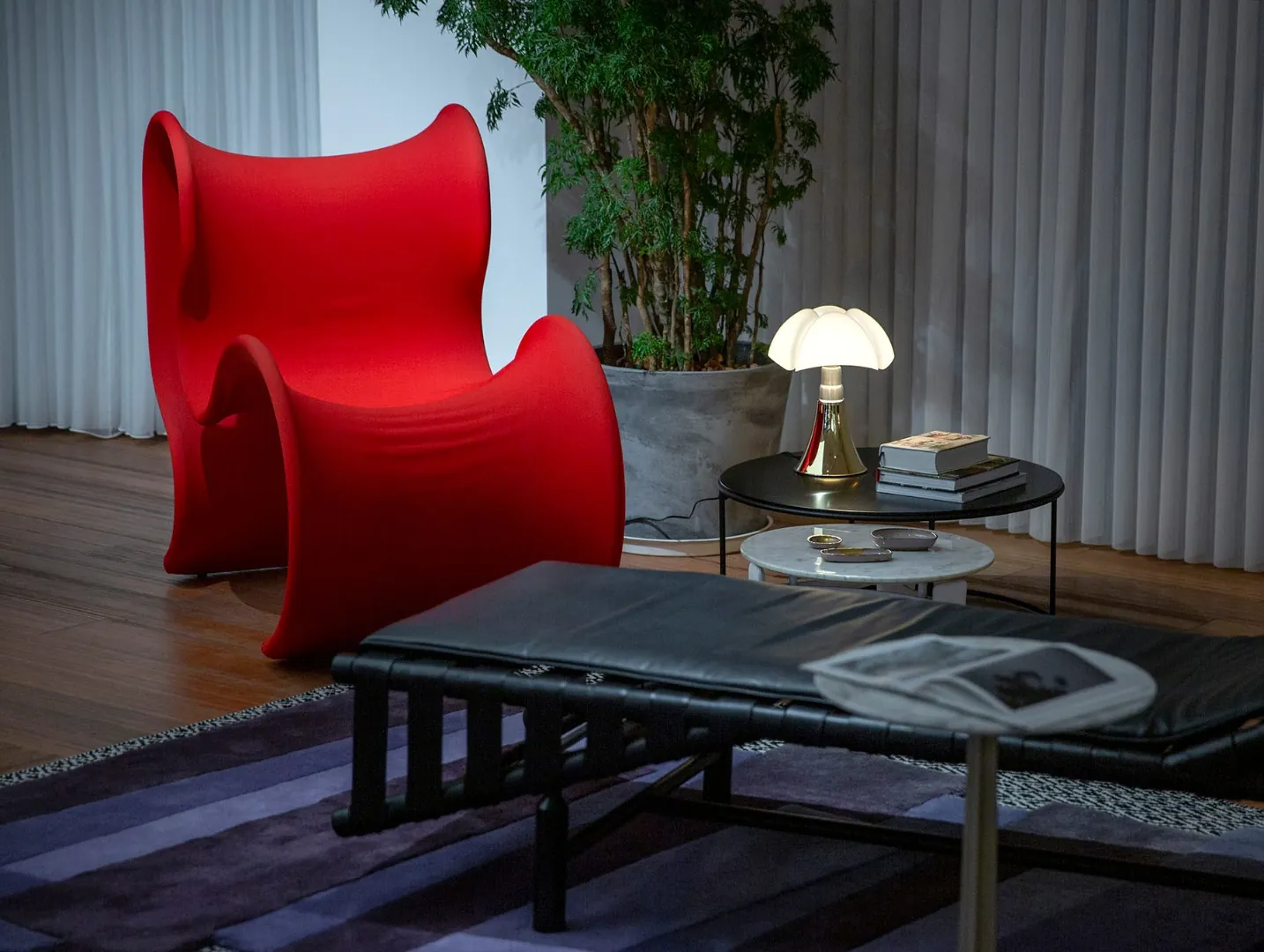 pipistrello lamp gold by martinelli luce in living room 28 for donzelli