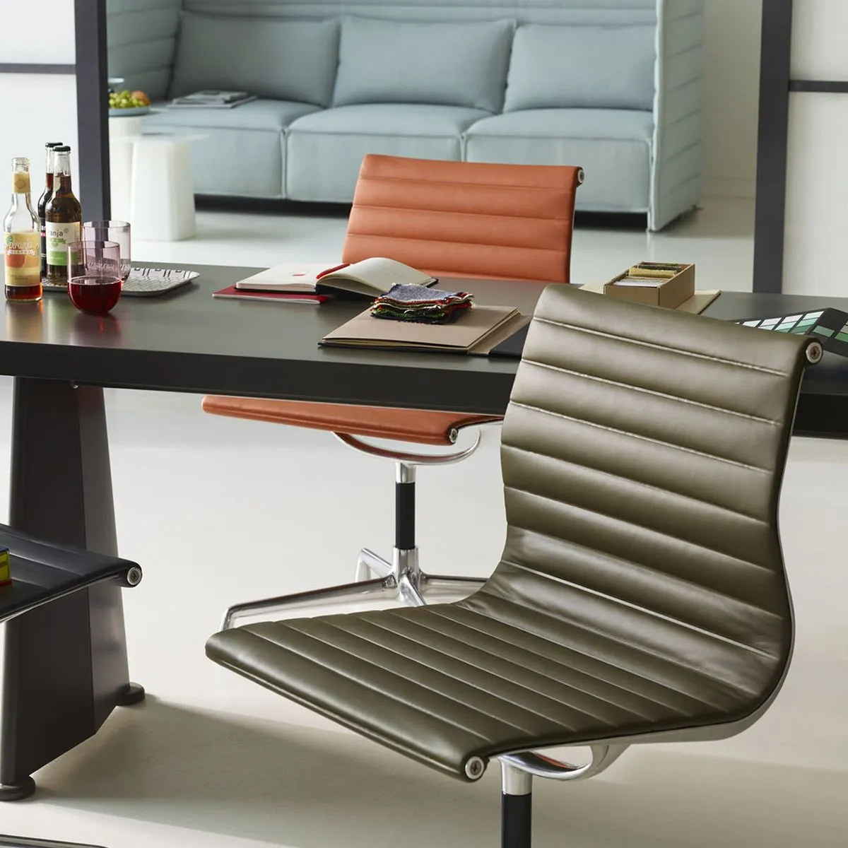 Gallery 29 Eames Ea117 Ea118 Ea119 Leather Fabric Chair Office Working Vitra For Donzelli